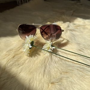 عینک آفتابی زنانه برای استایلی خاص